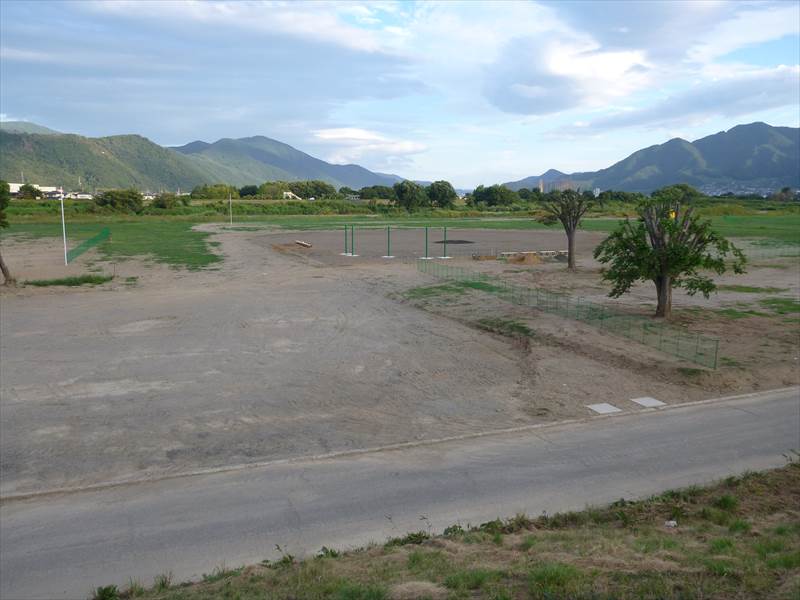 千曲川河川敷グラウンド